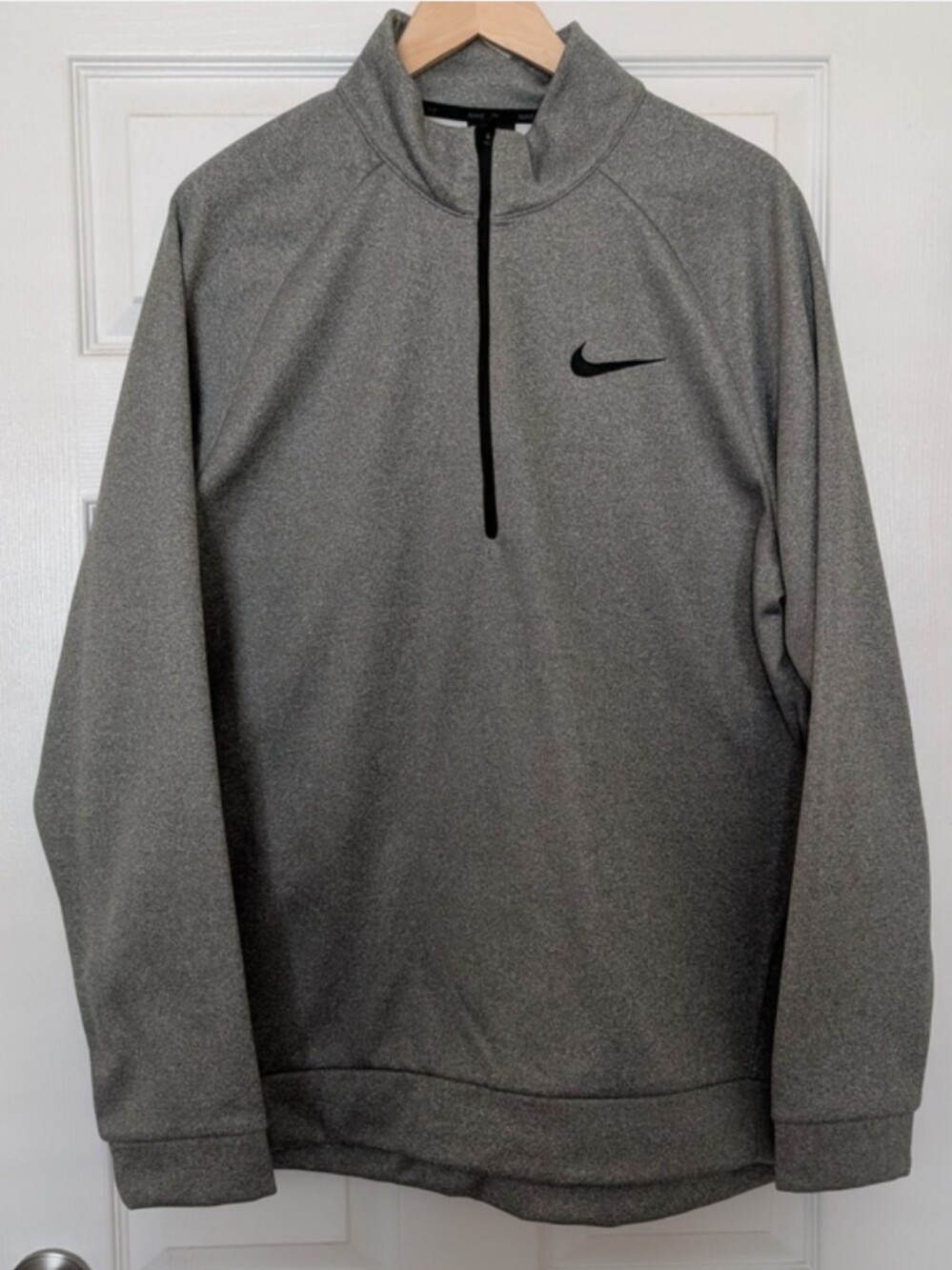 Nike Men's Heather Grey Half-Zip Dri-Fit Performance Pullover - Picture 2 of 6